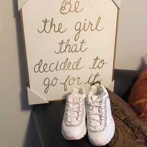 Brand New Girls Fila Pink/White Tennis Sz 5 1/2